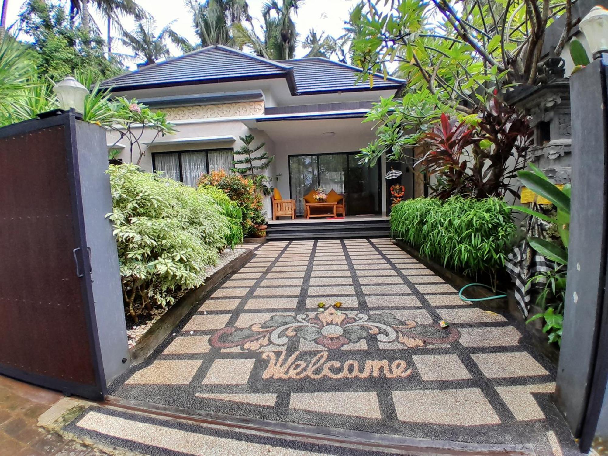 Villa Karma Candidasa ภายนอก รูปภาพ