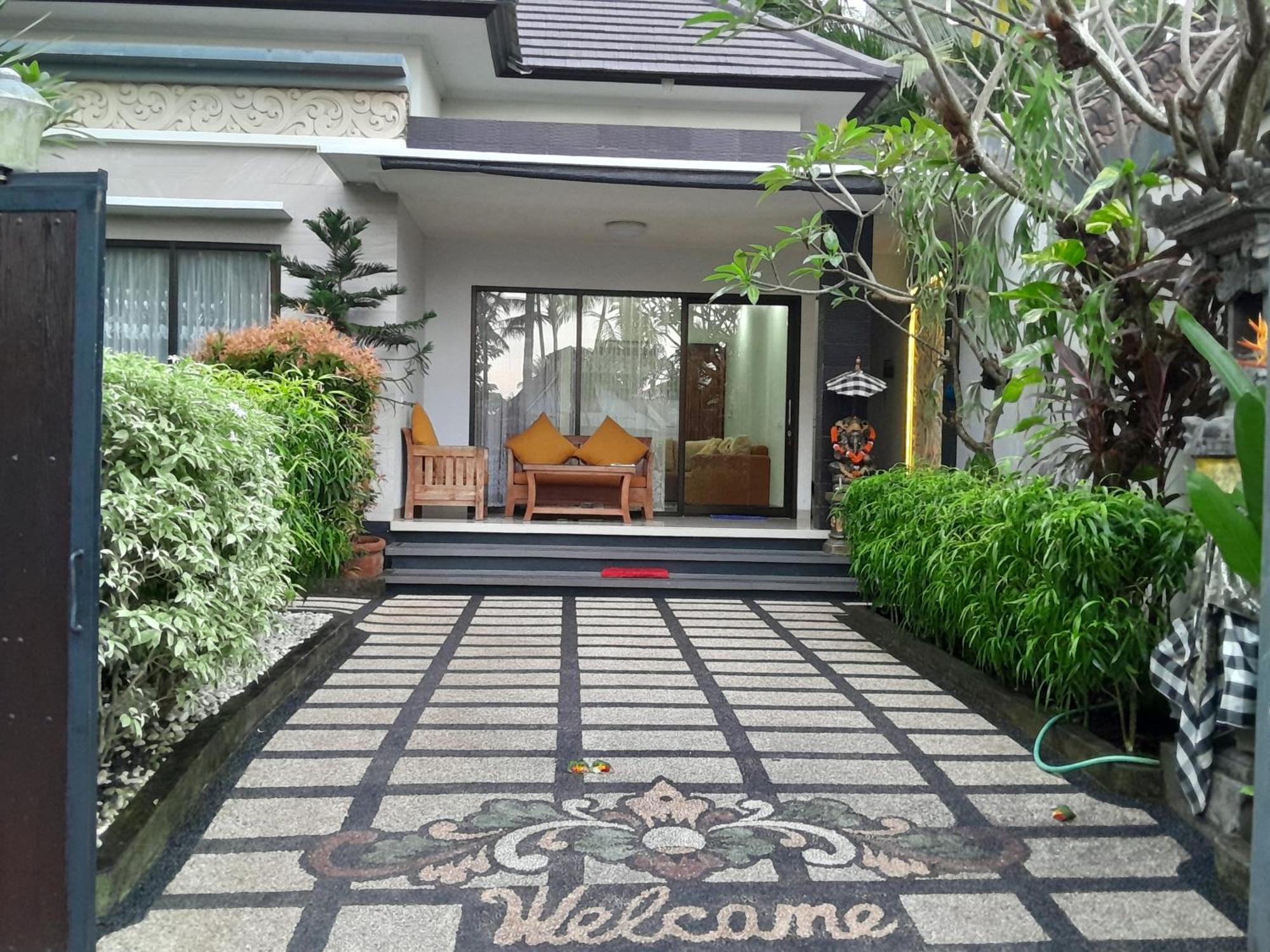 Villa Karma Candidasa ภายนอก รูปภาพ